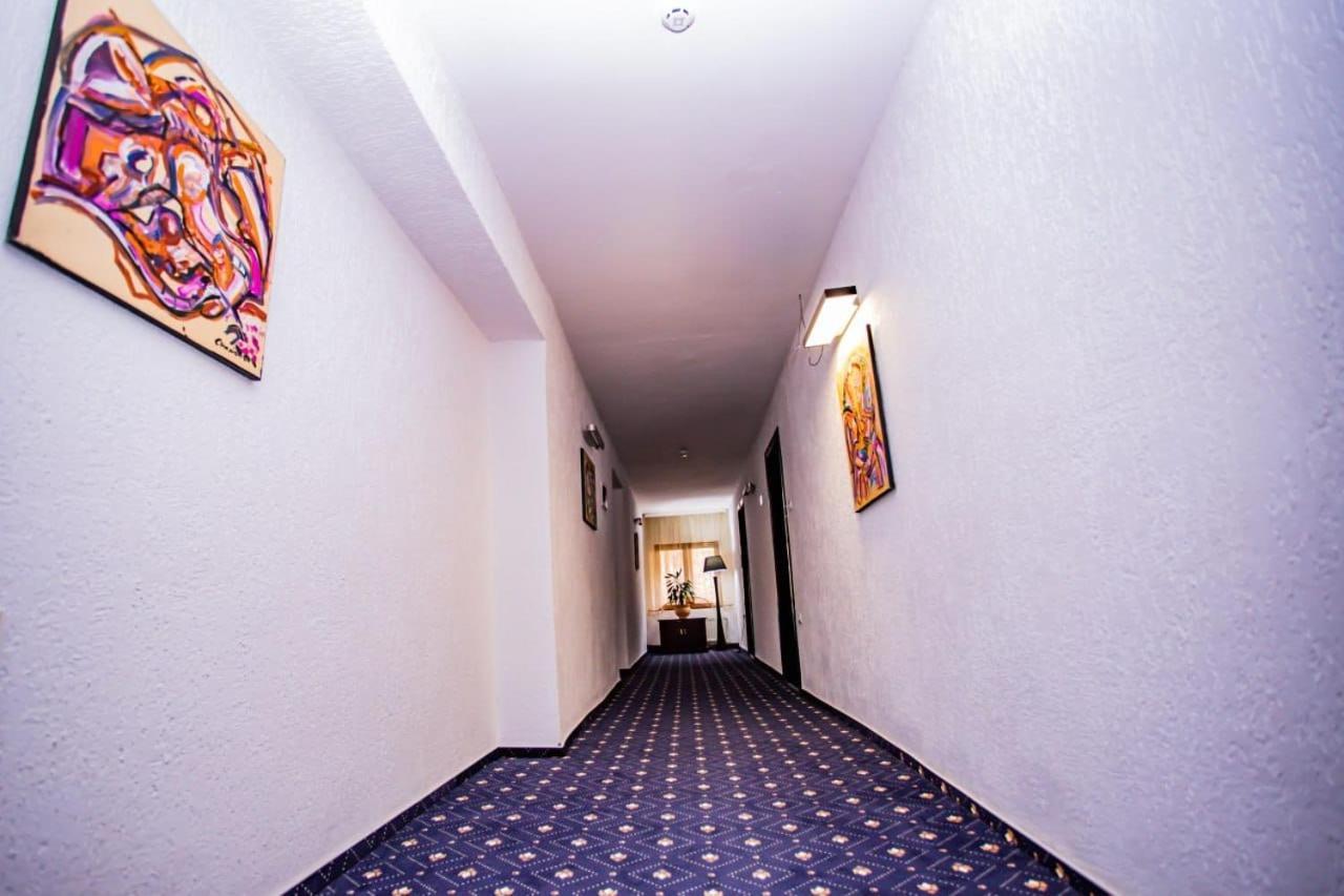 فندق سوسفيتافي  Casa Octavian المظهر الخارجي الصورة