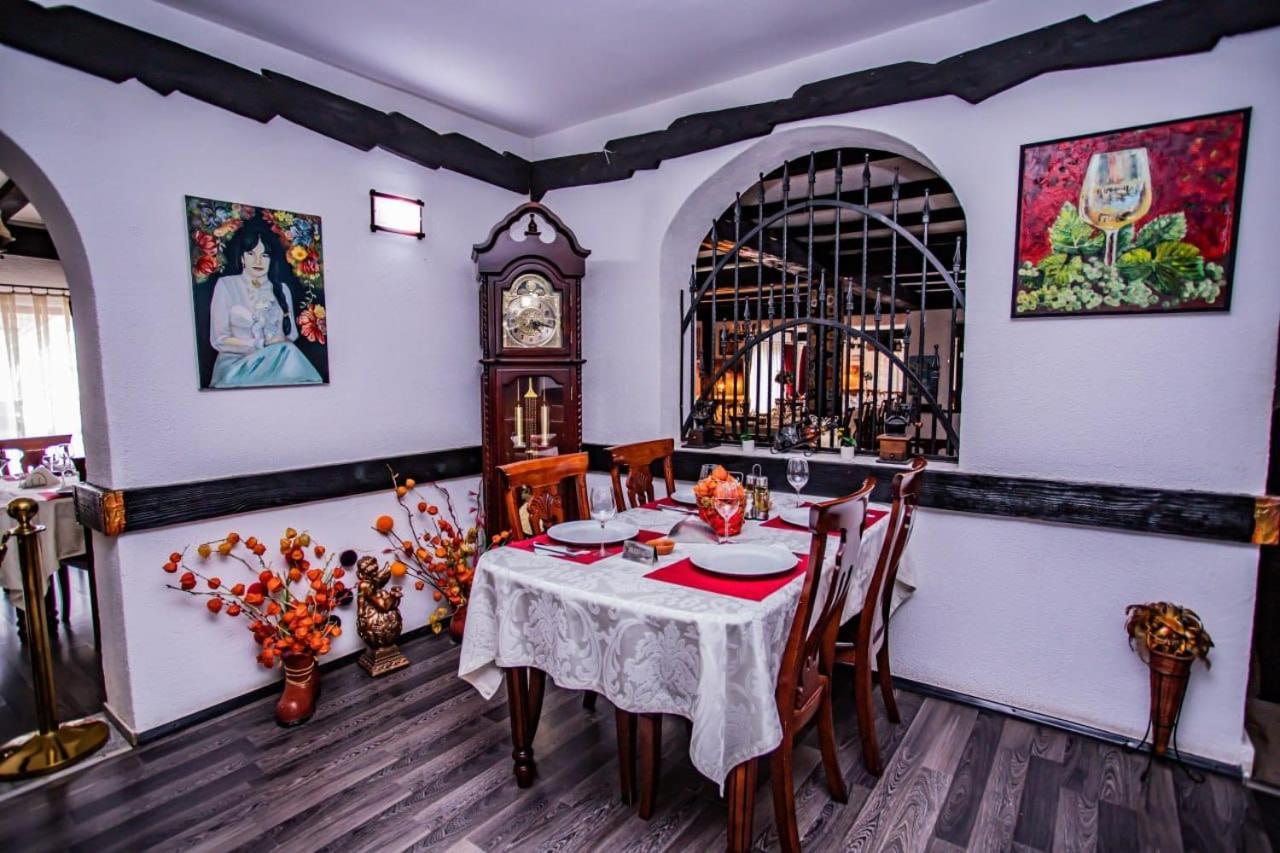 فندق سوسفيتافي  Casa Octavian المظهر الخارجي الصورة